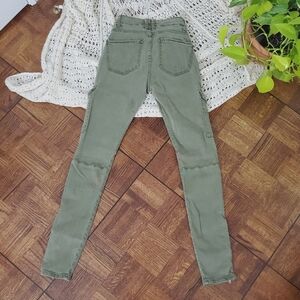 ZARA- Soft Sage Green Cargo Skinny Fit Pants with Zip Ankle
